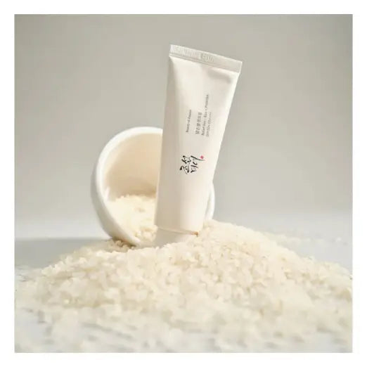Beauty of Joseon Rice + Probiotics: Despídete de la cara grasosa y luce un brillo natural.