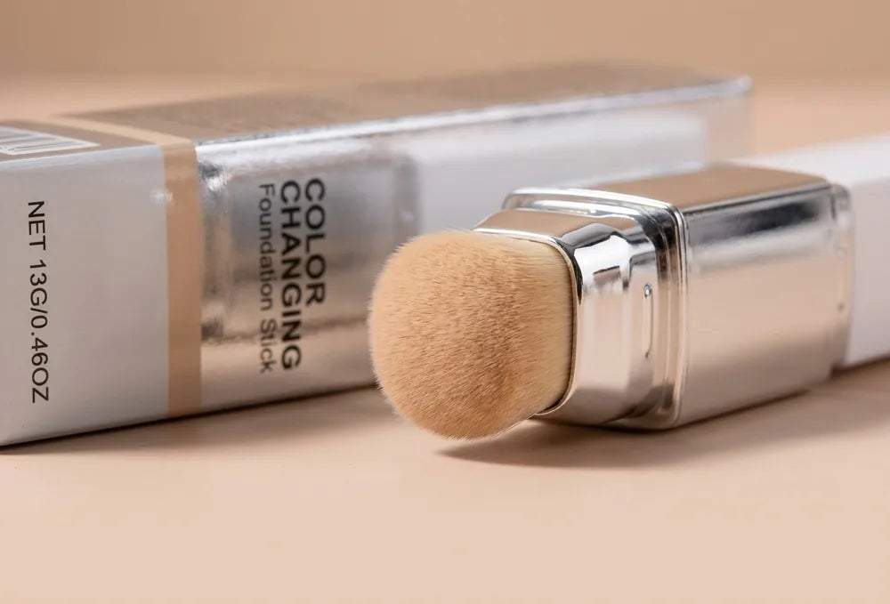 Base en Barra que Cambia de Color — 3 en 1 con Brocha, 13 g